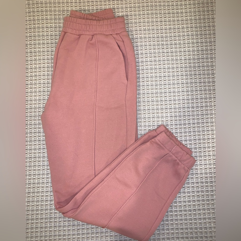 GIRLS ZARA SWEATS